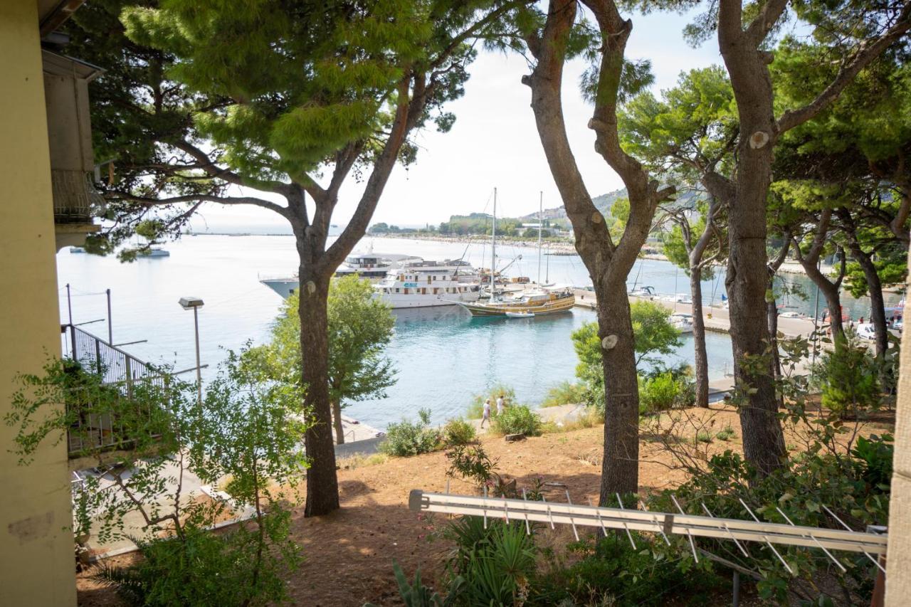 Pirates' Bay Apartment - أوميس المظهر الخارجي الصورة